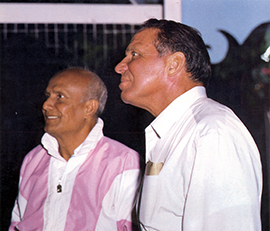 Sri Chinmoy és Bill Pearl